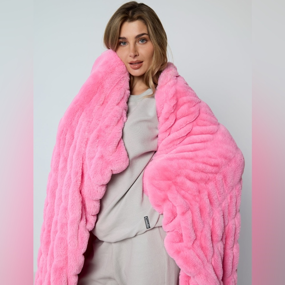 Comfrt Dreamer Blanket Cotton Candy